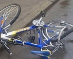 В городе Новомичуринск  женщина  на велосипеде осталась под машиной